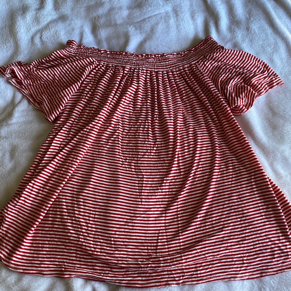 off-the shoulder picnic blouse